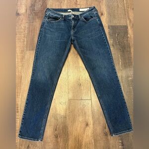 Rag and bone denim size 29 inseam 30 front rise 9 1/2 bottom leg opening 6 1/2